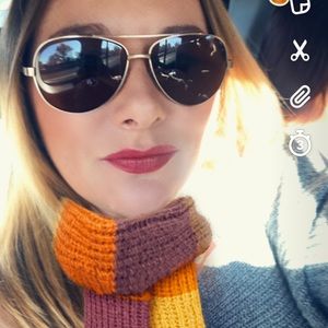 Meet your Posher, Jenny